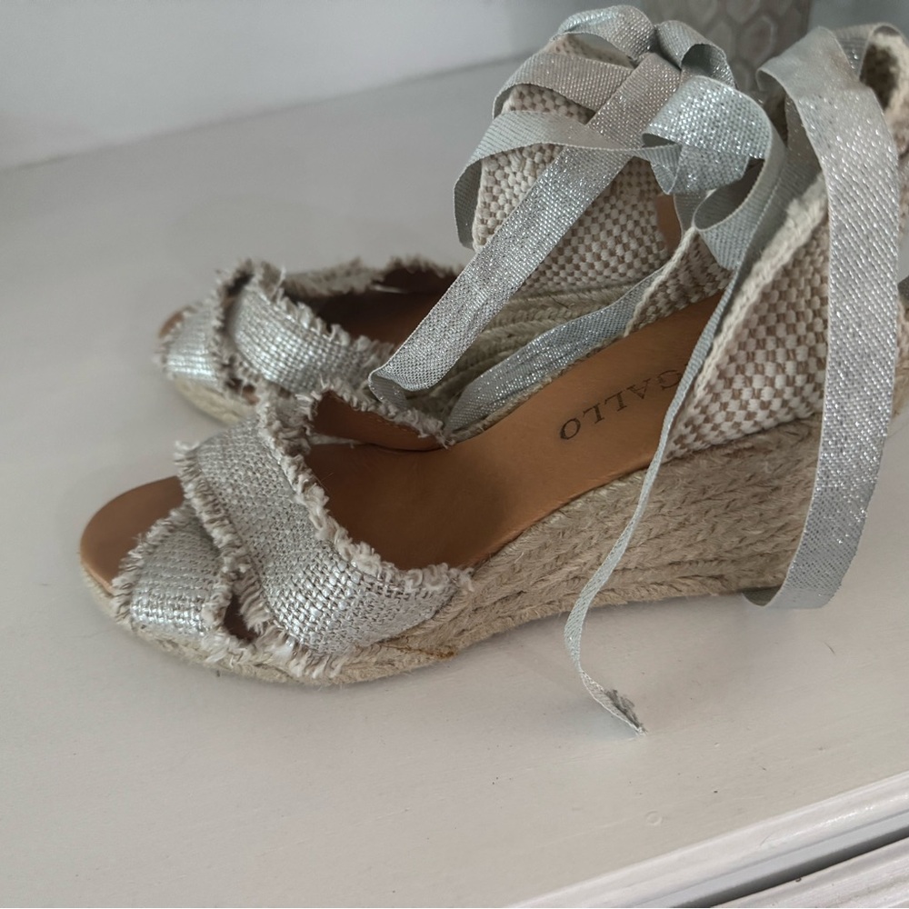 Vilagallo Silver Espadrille Shoes with Woven Design